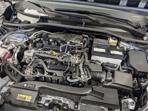 Used 2024 Toyota Corolla Cross L image 30