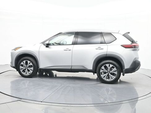 Used 2021 Nissan Rogue SV w/ Premium Package image 10