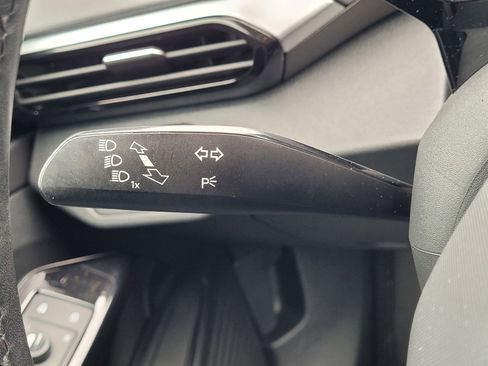 Used 2021 Volkswagen ID.4 Pro w/ ID.4 Protection Package image 25