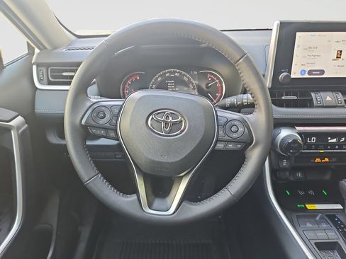 Used 2025 Toyota RAV4 XLE Premium FWD image 44