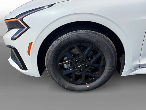New 2026 Kia K5 LXS image 9