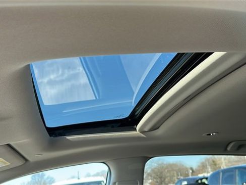 Used 2026 Honda HR-V EX-L image 10