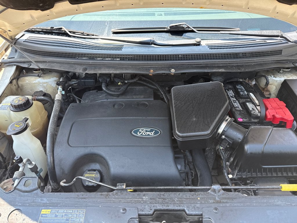 Used 2013 Ford Edge SE FWD image 18