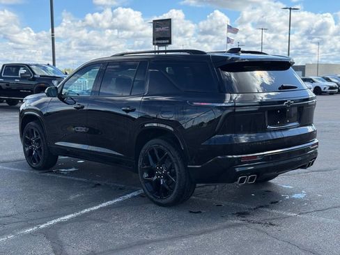 Used 2024 Chevrolet Traverse RS AWD/4WD image 5