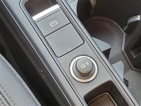 Used 2022 Audi Q3 2.0T Premium image 28