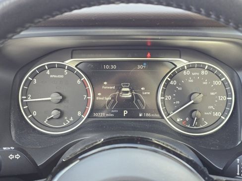 Used 2023 Nissan Rogue SL w/ SL Premium Package image 25