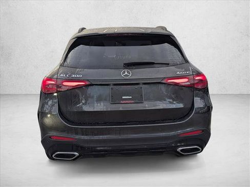 Used 2026 Mercedes-Benz GLC 300 4MATIC image 7