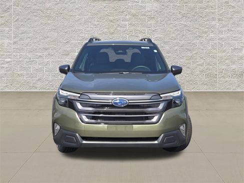 New 2026 Subaru Forester Premium AWD/4WD image 2