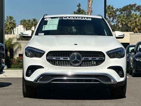 Certified 2025 Mercedes-Benz GLA 250 image 9