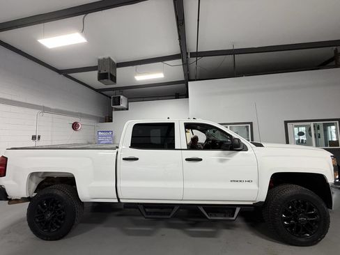 Used 2015 Chevrolet Silverado 2500 W/T w/ WT Fleet Convenience Package AWD/4WD image 4