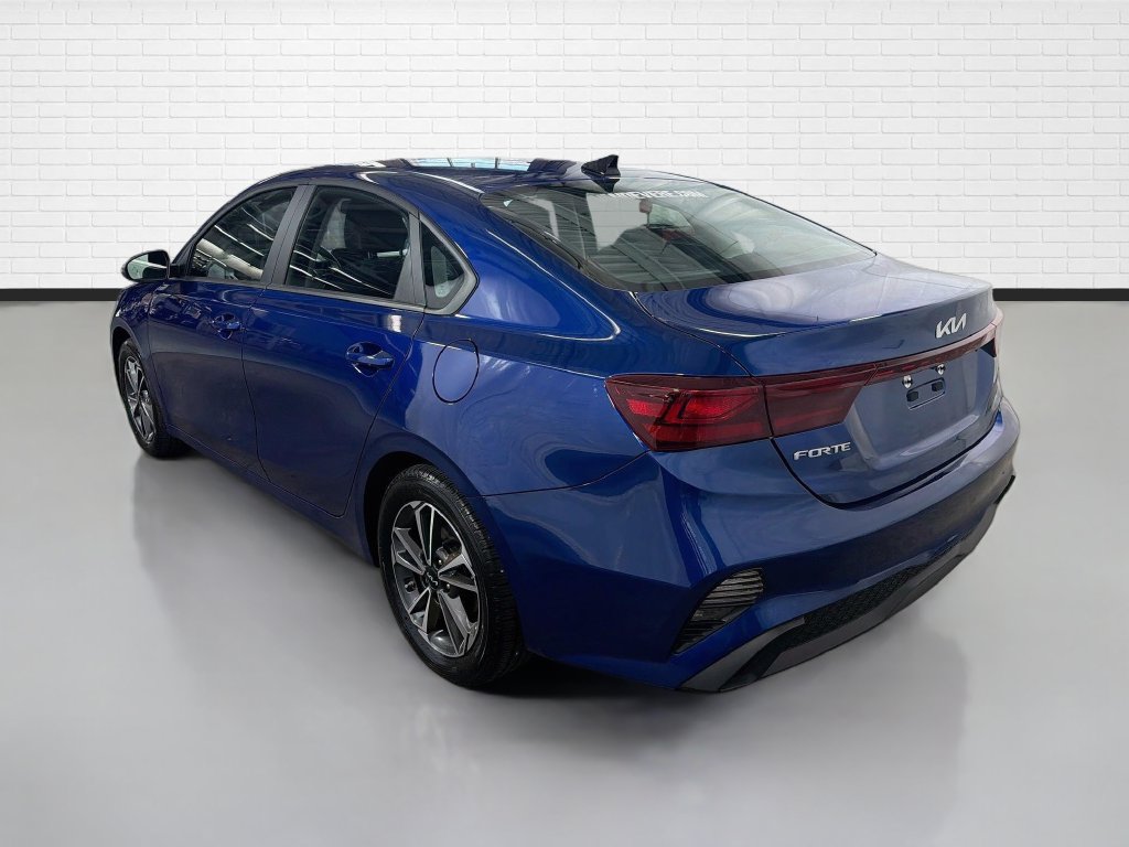 Used 2023 Kia Forte LXS w/ LXS Technology Package FWD image 7