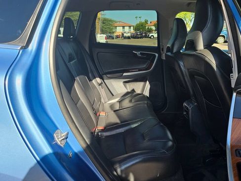 Used 2017 Volvo XC60 T6 Inscription w/ Climate Package AWD/4WD image 23