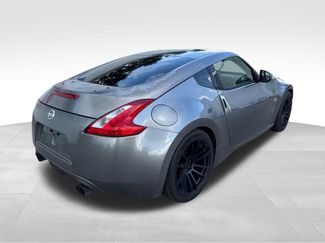 Used 2011 Nissan 370Z Coupe w/ Sport Pkg RWD video 2