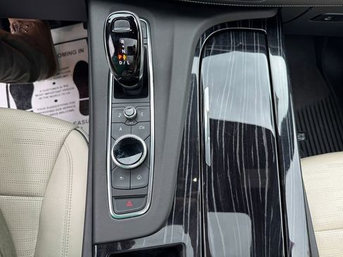 Used 2022 Cadillac Escalade Sport AWD/4WD image 21