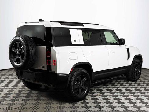 Used 2022 Land Rover Defender 110 AWD/4WD image 5