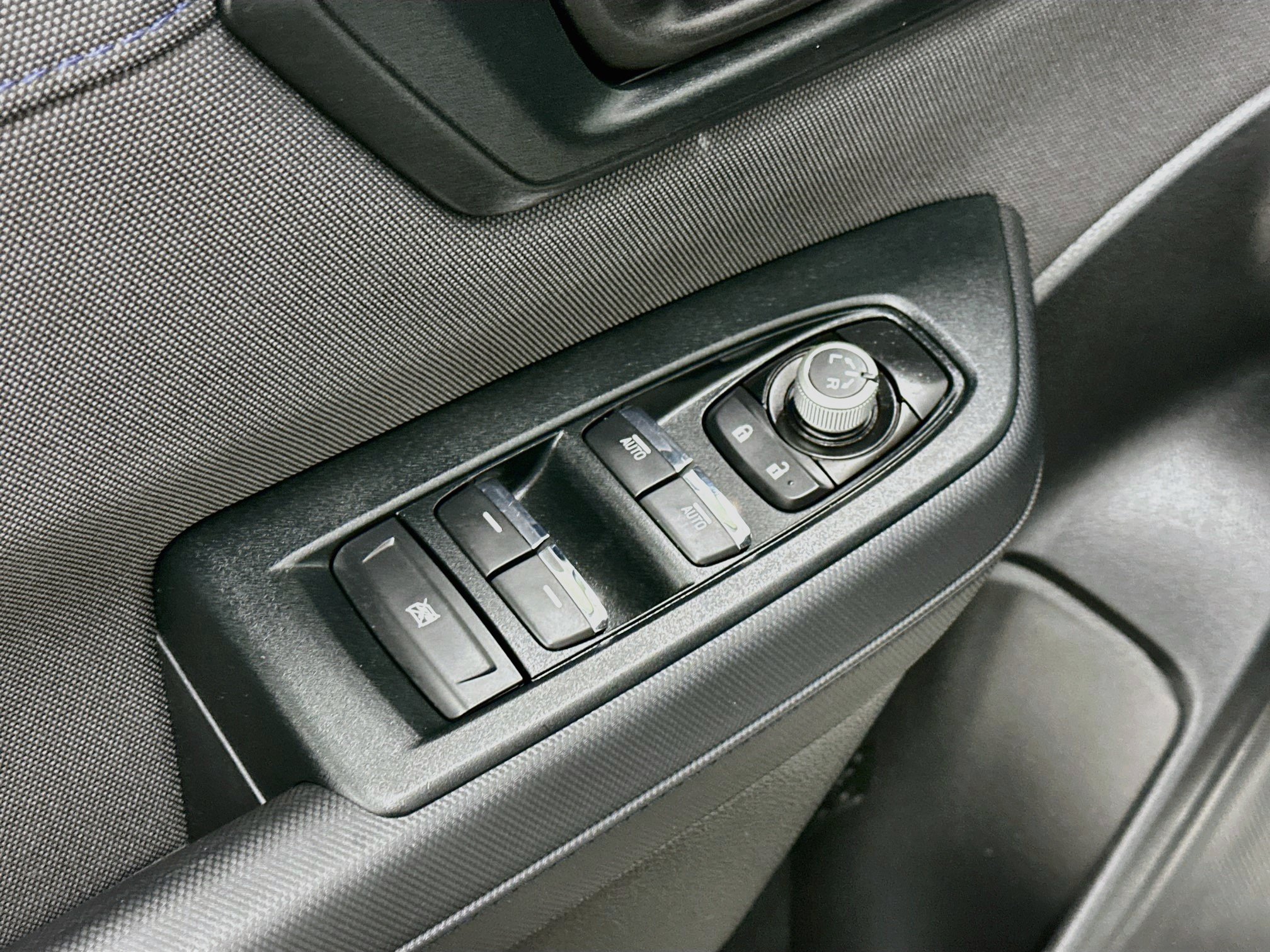 Used 2025 Subaru Forester Premium AWD/4WD image 15