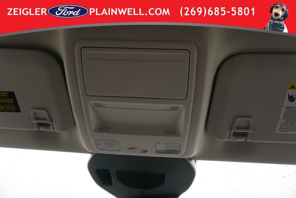 Used 2022 Ford Escape SE w/ Cold Weather Package FWD image 32