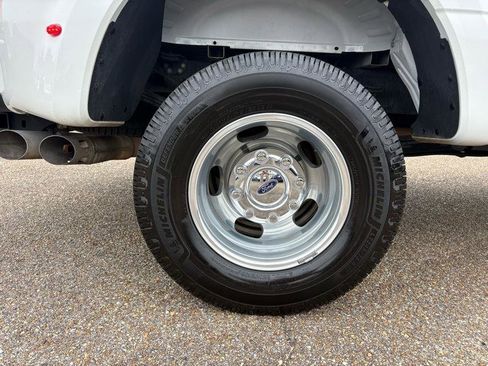 Used 2023 Ford F350 Lariat w/ Lariat Ultimate Package image 65