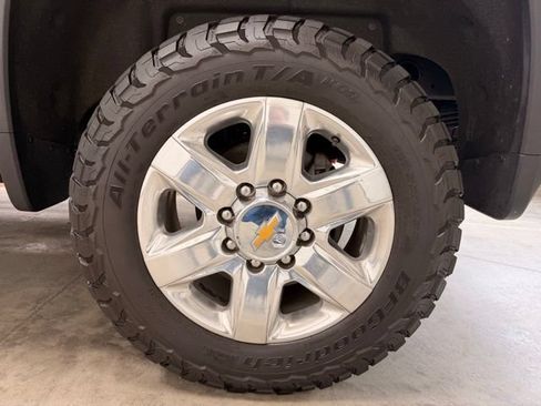 Used 2022 Chevrolet Silverado 2500 LTZ w/ LTZ Premium Package AWD/4WD image 15