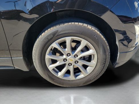 Used 2019 Chevrolet Equinox LS FWD image 28