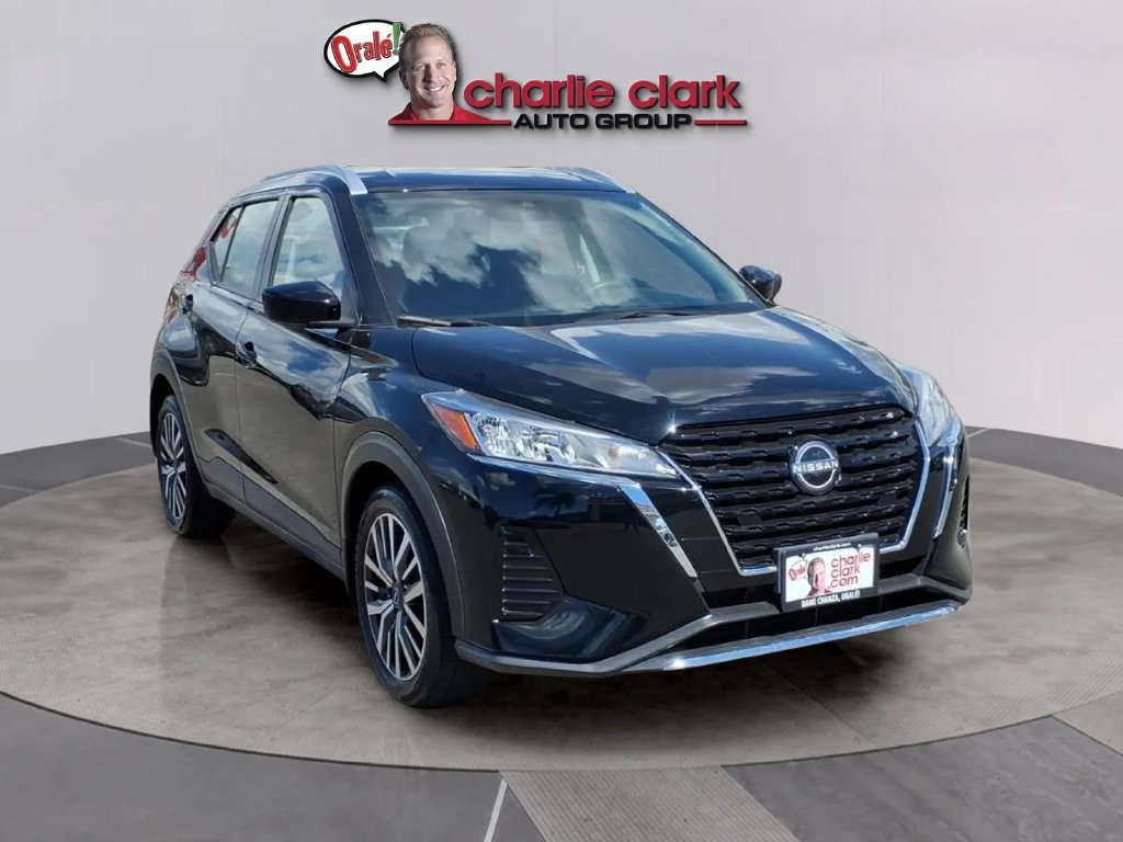 Used 2024 Nissan Kicks SV FWD image 7