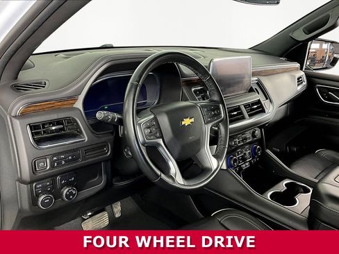 Used 2024 Chevrolet Tahoe Premier image 17