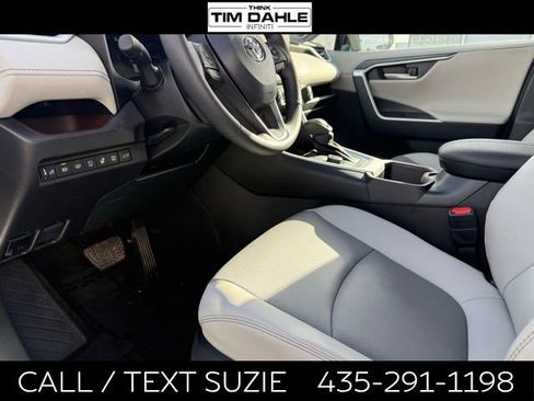 Used 2025 Toyota RAV4 Limited w/ Advanced Technology Package AWD/4WD image 12