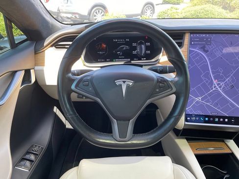 Used 2021 Tesla Model S Long Range AWD/4WD image 13