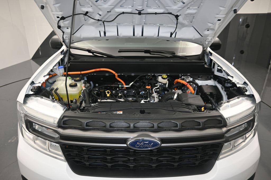 Used 2024 Ford Maverick XLT FWD image 27