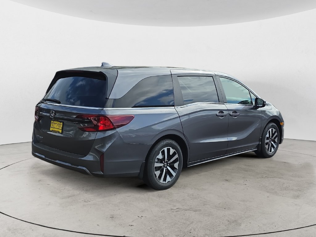 Certified 2026 Honda Odyssey EX-L image 5