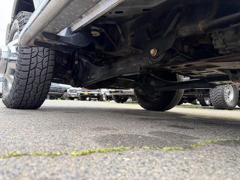 Used 2017 RAM 3500 Tradesman w/ Chrome Appearance Group image 42