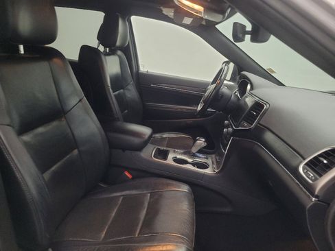 Used 2020 Jeep Grand Cherokee Limited w/ Luxury Group II RWD image 21