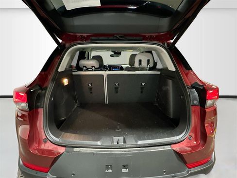 Used 2024 Chevrolet TrailBlazer LT w/ Convenience Package image 25