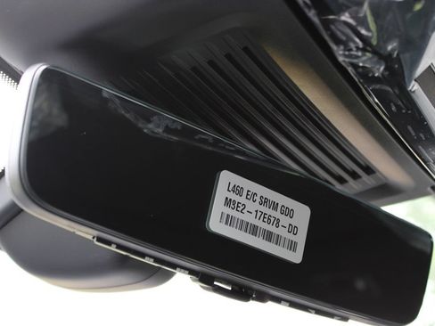 New 2026 Land Rover Range Rover SE AWD/4WD image 23