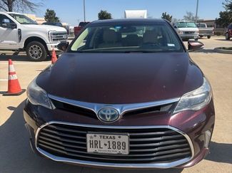 Used 2016 Toyota Avalon Limited w/ Toyota Safety Sense Package video 1