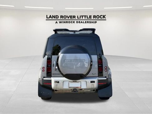 Used 2023 Land Rover Defender 110 S AWD/4WD image 7