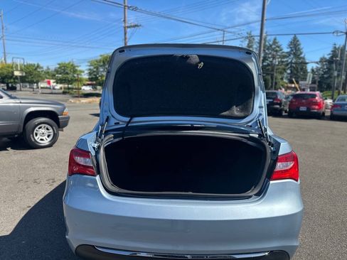 Used 2013 Chrysler 200 LX FWD image 8