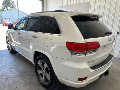 Used 2014 Jeep Grand Cherokee Overland w/ Advanced Technology Group AWD/4WD image 3
