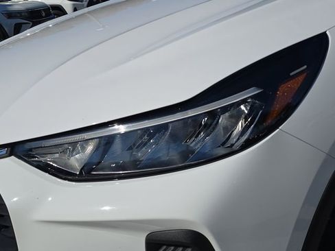 Used 2025 Ford Escape Active image 10