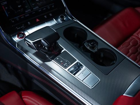 Used 2022 Audi RS 6 AWD/4WD image 54