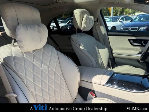 Certified 2024 Mercedes-Benz S 580 4MATIC Sedan image 31