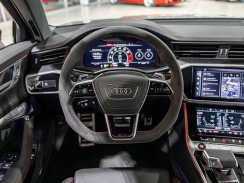 Used 2025 Audi RS 6 performance w/ Black Optic Package image 28