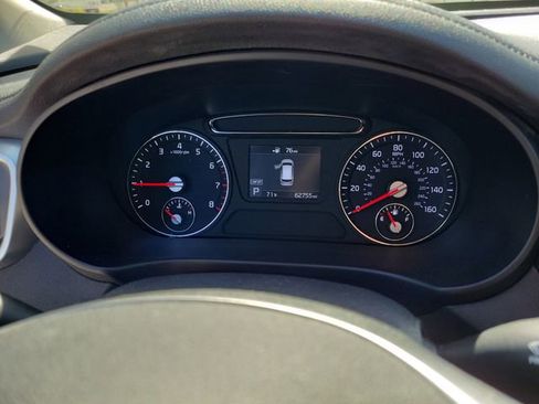 Used 2019 Kia Sorento LX image 18