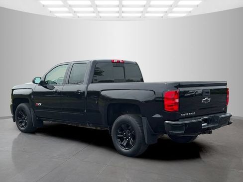 Used 2017 Chevrolet Silverado 1500 LT w/ Midnight Edition AWD/4WD image 5