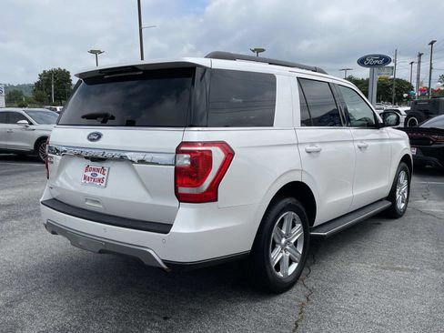 Used 2018 Ford Expedition XLT w/ Equipment Group 202A RWD image 4