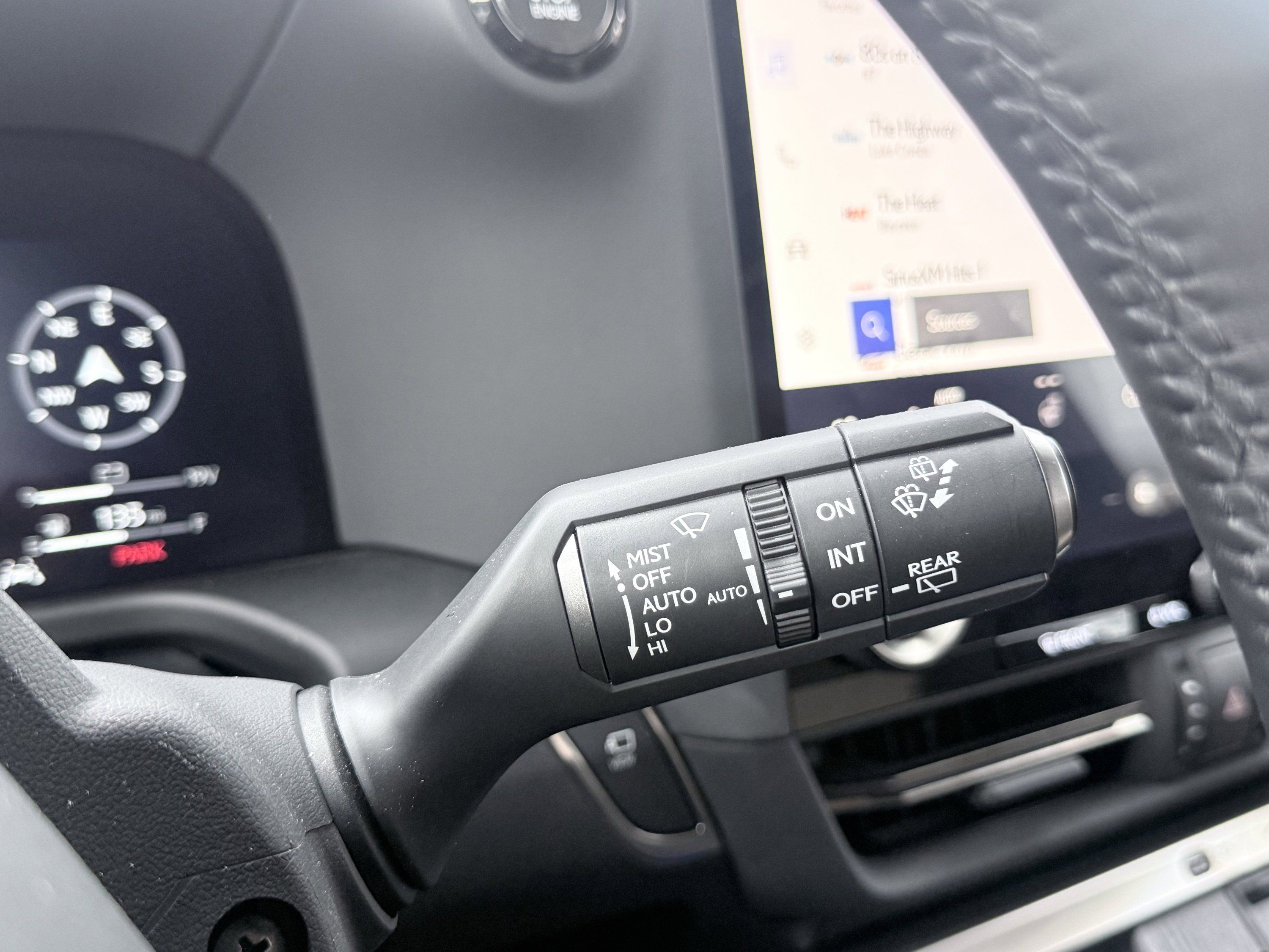 Used 2025 Lexus GX 550 AWD/4WD image 78