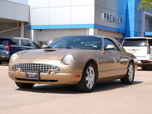 Used 2005 Ford Thunderbird RWD image 7
