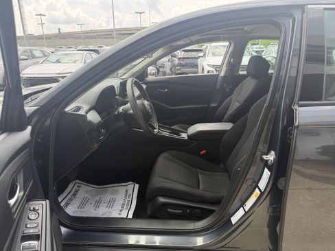 Used 2024 Honda Accord EX image 27