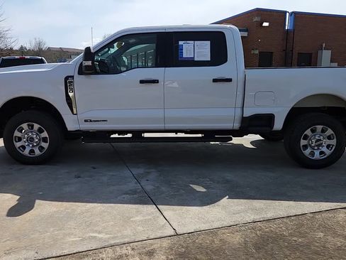 Used 2023 Ford F250 XLT image 6