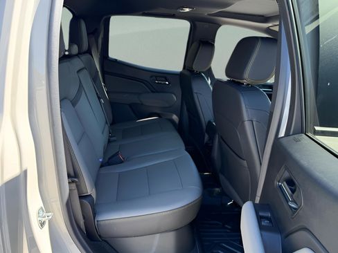 New 2026 Chevrolet Colorado ZR2 w/ Technology Package image 10